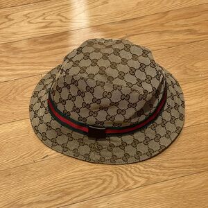 GUCCI GG MONOGRAM CANVAS BUCKET HAT